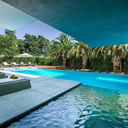 빌라 Orla Deluxe Luxury With Geo-thermal Swimming Pool *