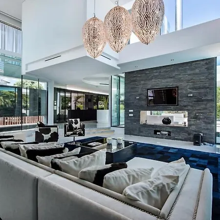 빌라 Orla Deluxe Luxury With Geo-thermal Swimming Pool