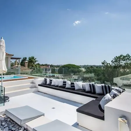 Orla Deluxe Luxury With Geo-thermal Swimming Pool Villa