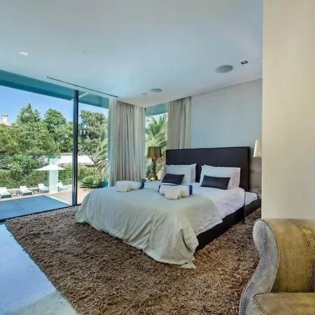 Orla Deluxe Luxury With Geo-thermal Swimming Pool Villa *